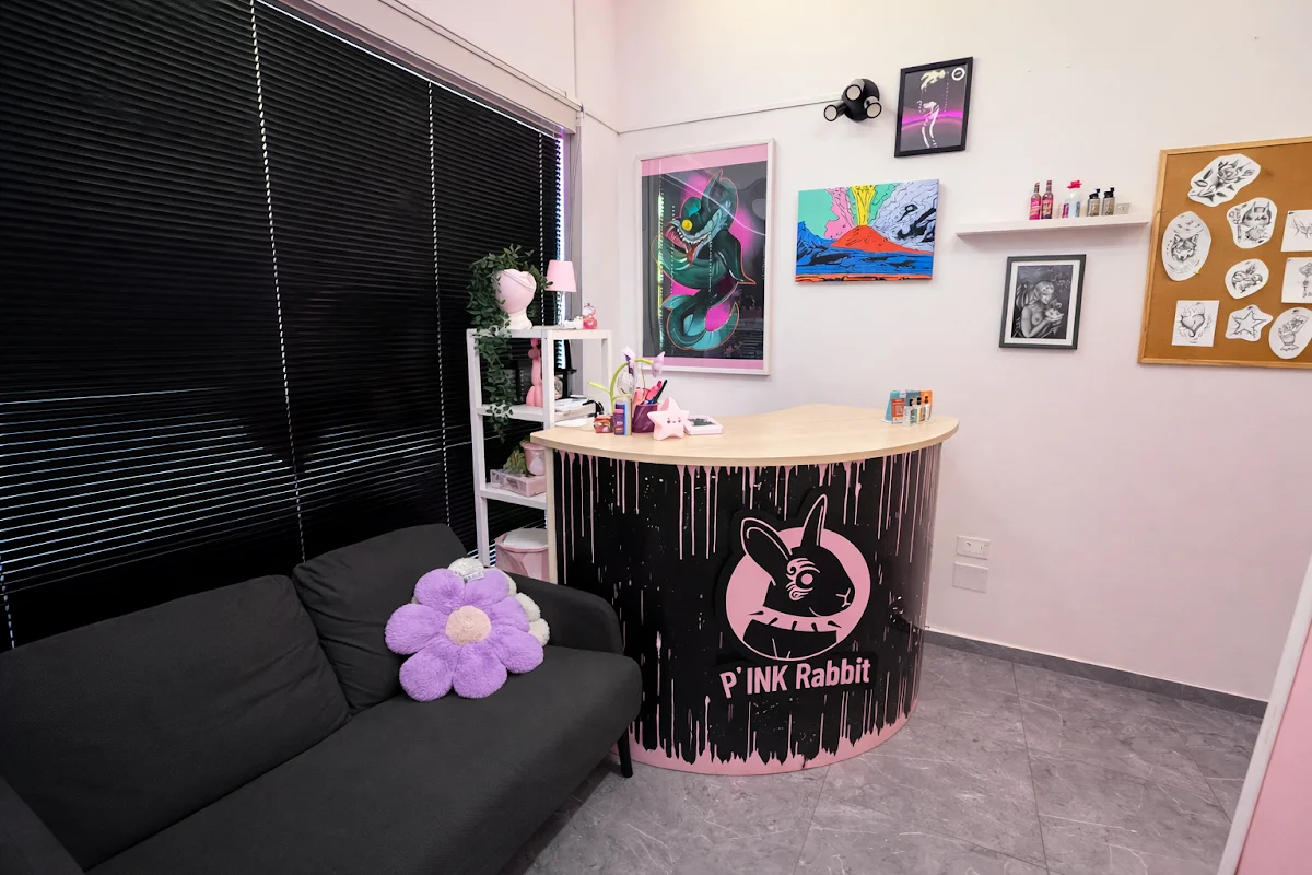 Pink Rabbit Tattoo studio tattoo shop in Parma, PR