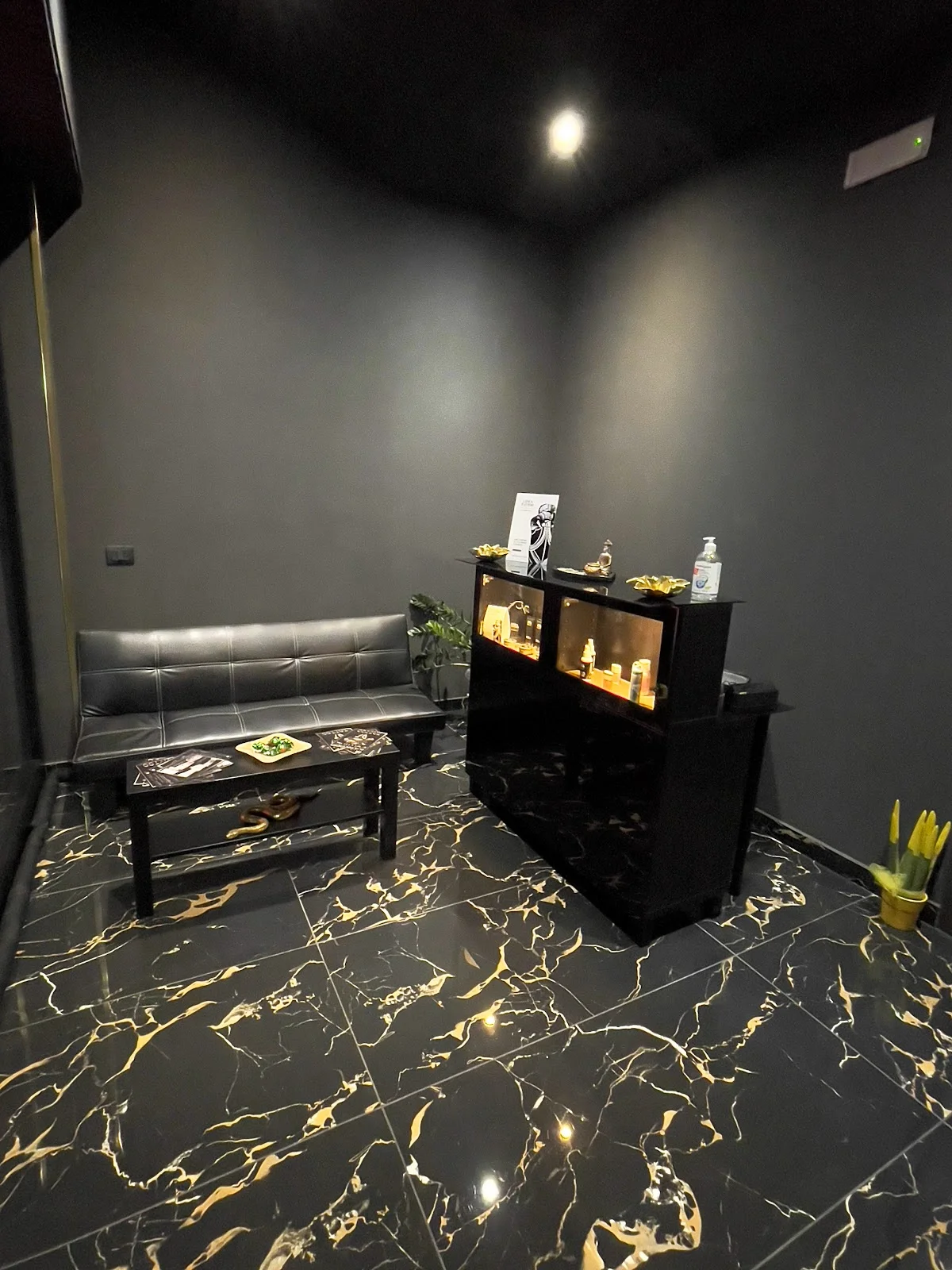 Domine Tattoo tattoo shop in Salerno, SA