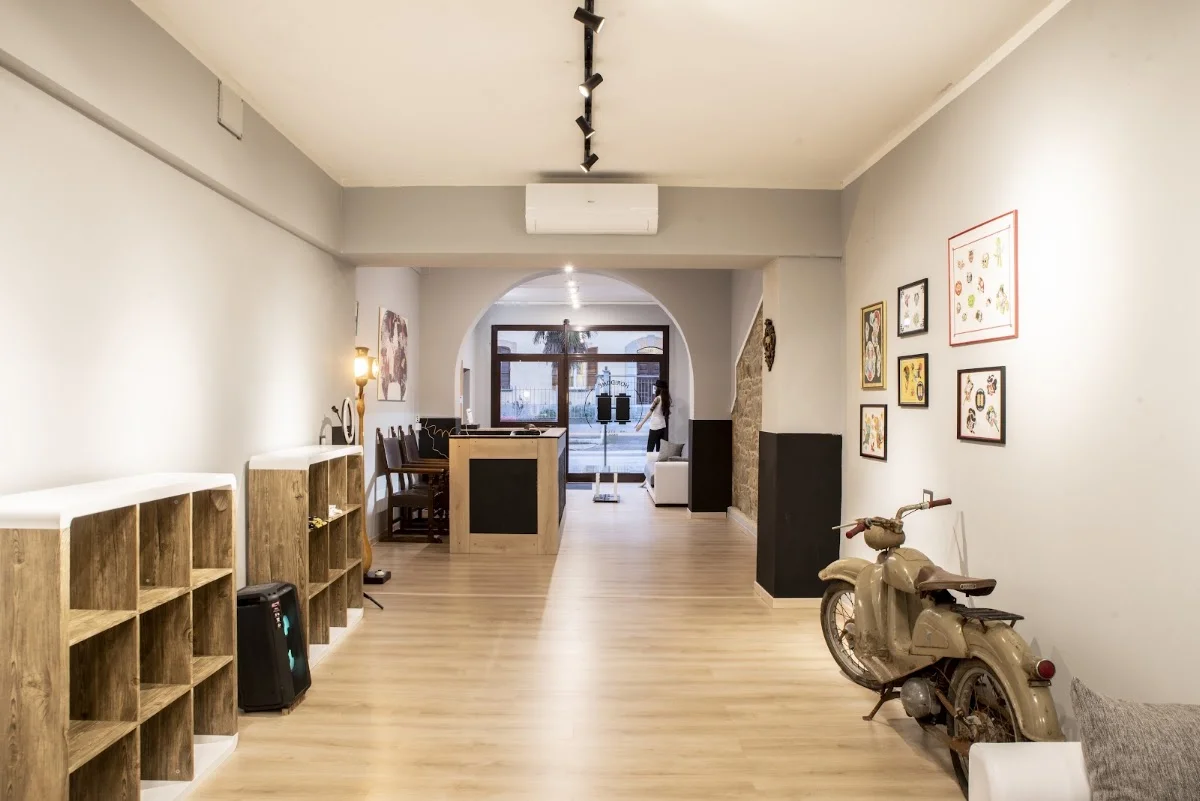 Red Maple TATTOO studio tattoo shop in Perugia, PG