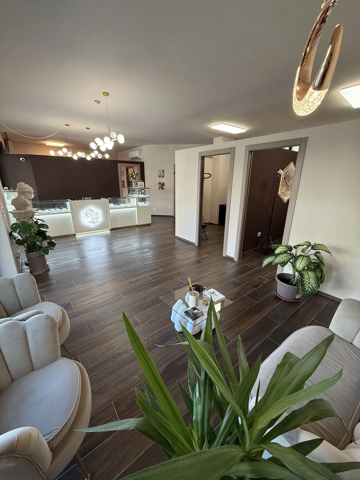 Riva Ink Tattoo e Piercing tattoo shop in Rimini, RN