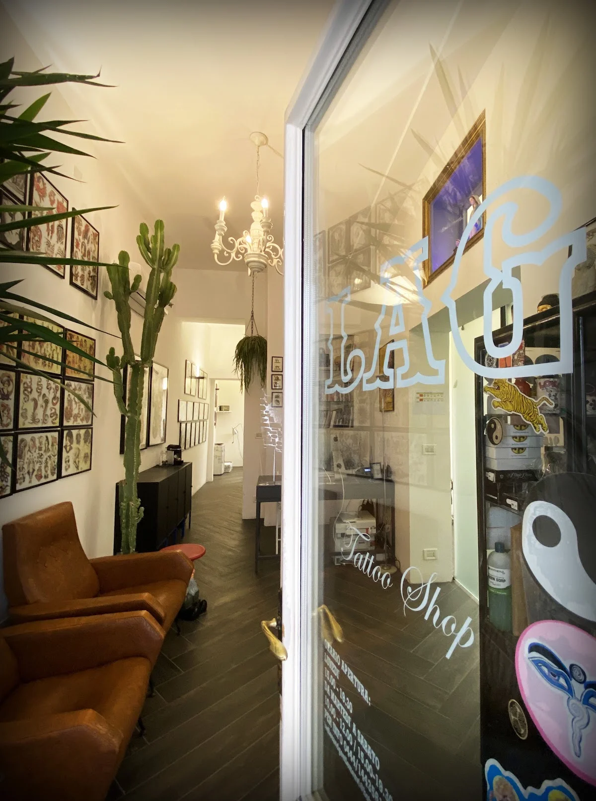 Ladies And Gentlemen Tattoo Shop Vicenza tattoo shop in Vicenza, VI