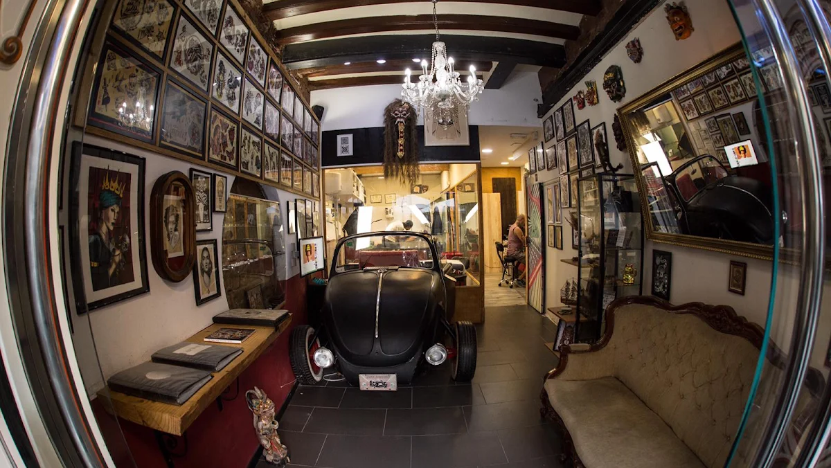Estudio Tatuajes Barcelona - Trip n' Tattoo photo