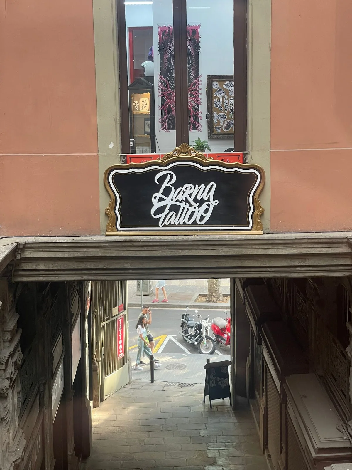 Barna Tattoo tattoo shop in Barcelona, CT