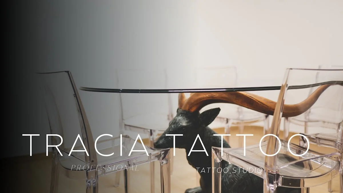 Tracia Tattoo Studio | Estudio de Tatuajes & Piercings en Valencia photo
