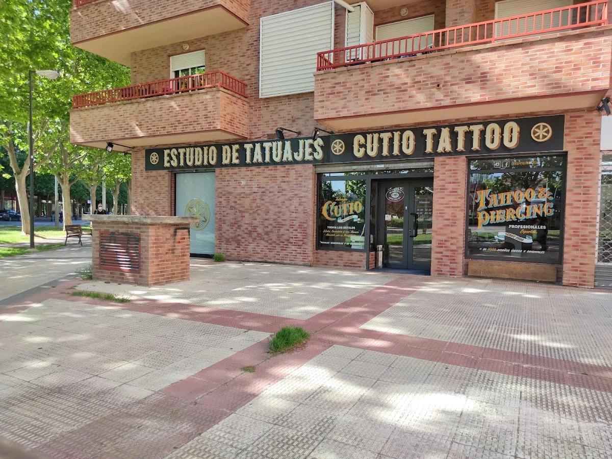 CUTIO TATTOO Tatuajes y Piercings photo