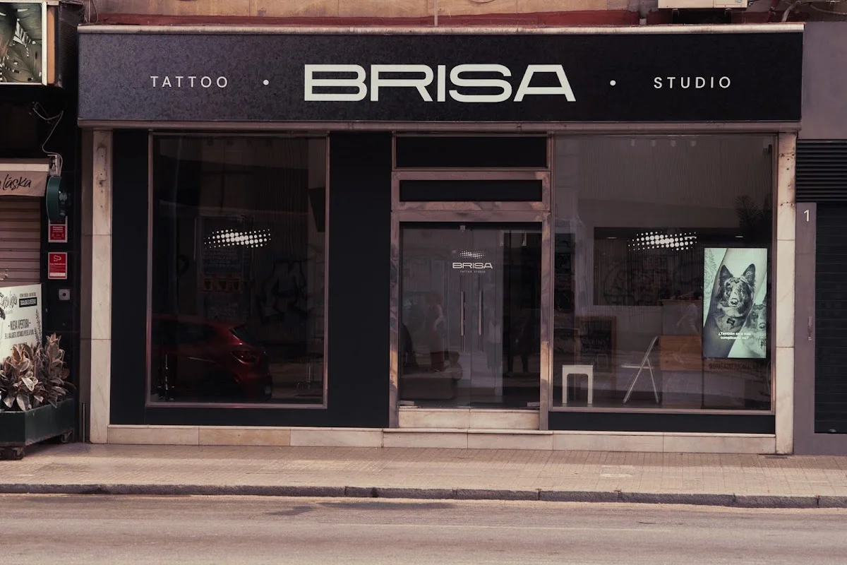Tattoo Brisa Málaga | Fine Line Tattoo tattoo shop in Malaga, AN