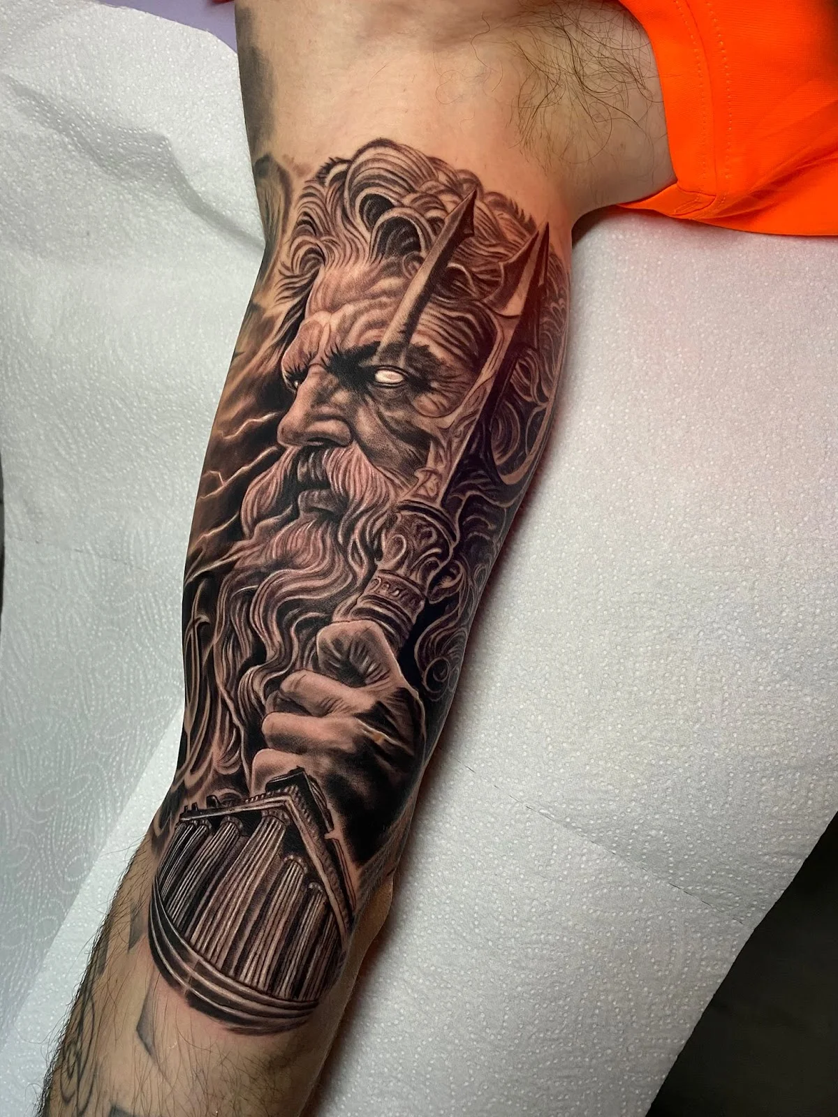 Laguna Tattoo - Estudio de tatuajes en Carabanchel, Madrid tattoo shop in Carabanchel, MD