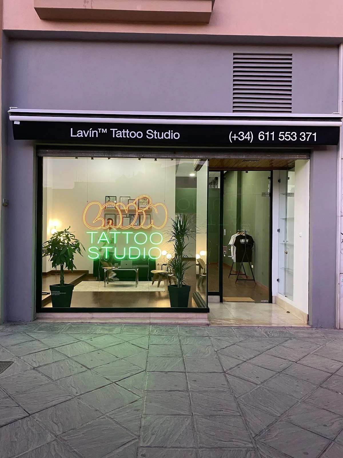 Lavin tattoo studio photo