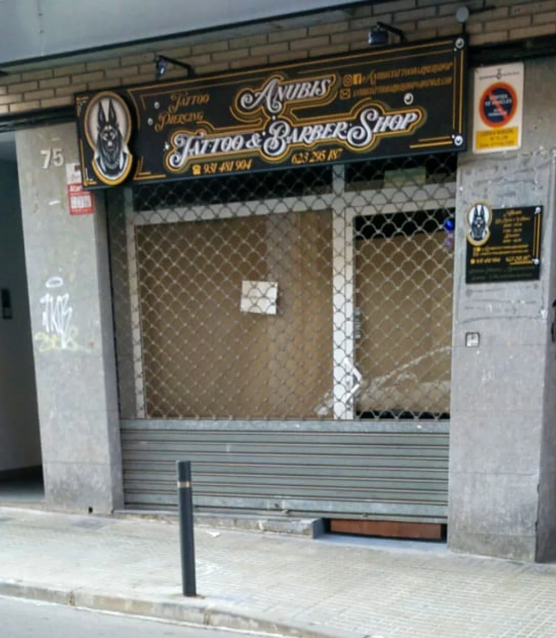 Anubis Tattoo & Piercing tattoo shop in Terrassa, CT