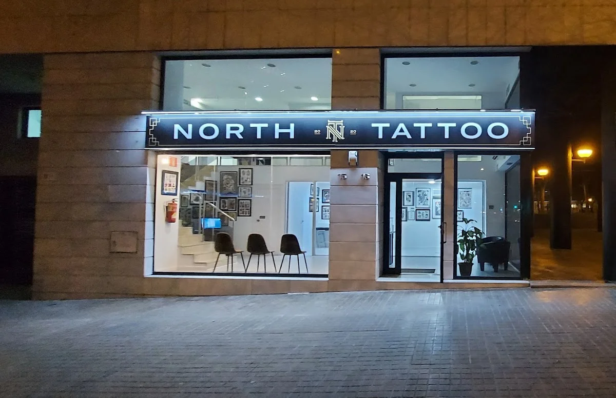 North tattoo tattoo shop in Sabadell, CT