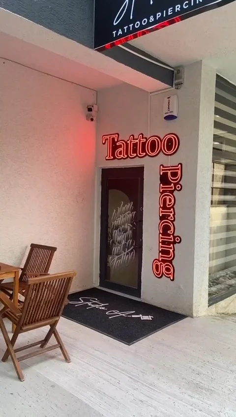 Studio A Tattoo & Piercing tattoo shop in Uskudar