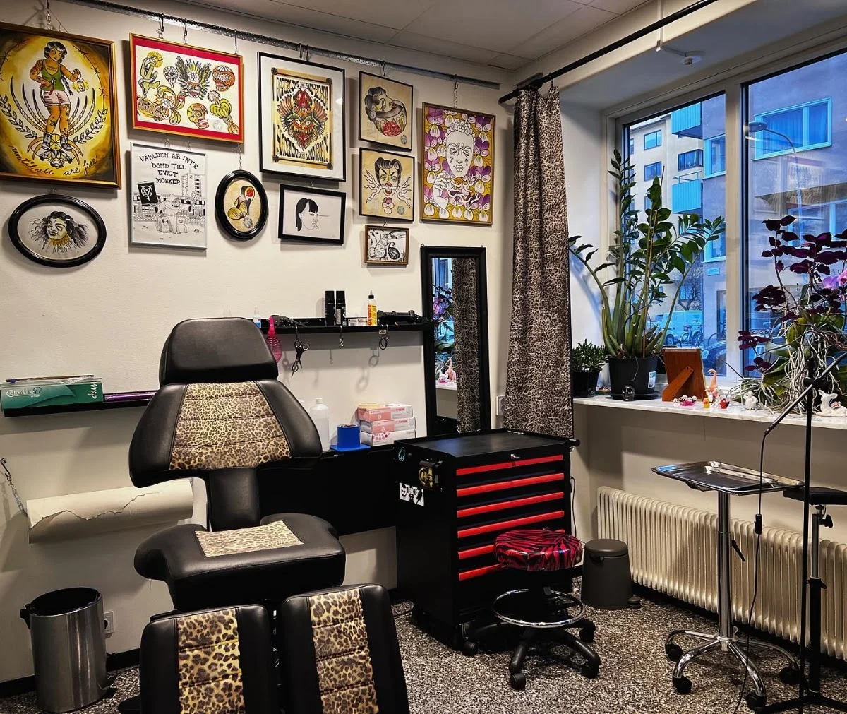 Sta Demonia Tattoo Stockholm tattoo shop in Stockholm