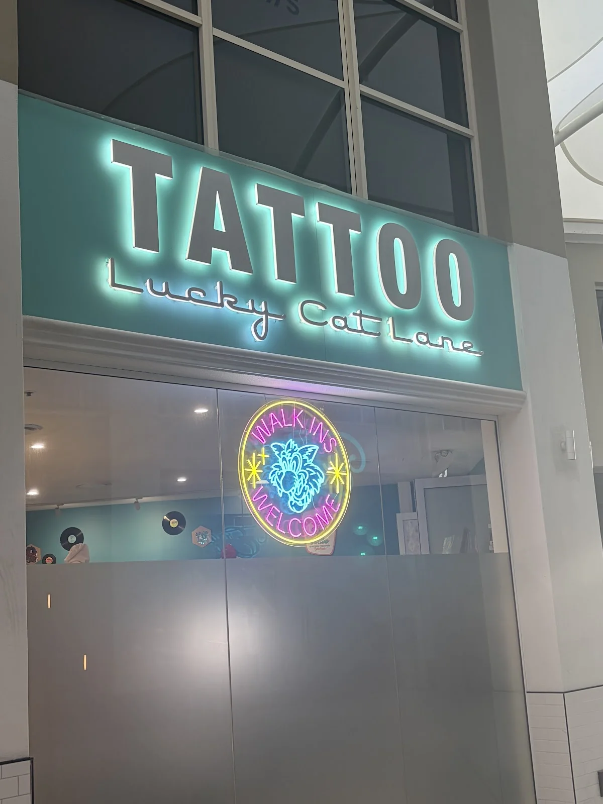 Lucky Cat Lane Tattoo Studio Surfers Paradise tattoo shop in Gold Coast, QLD