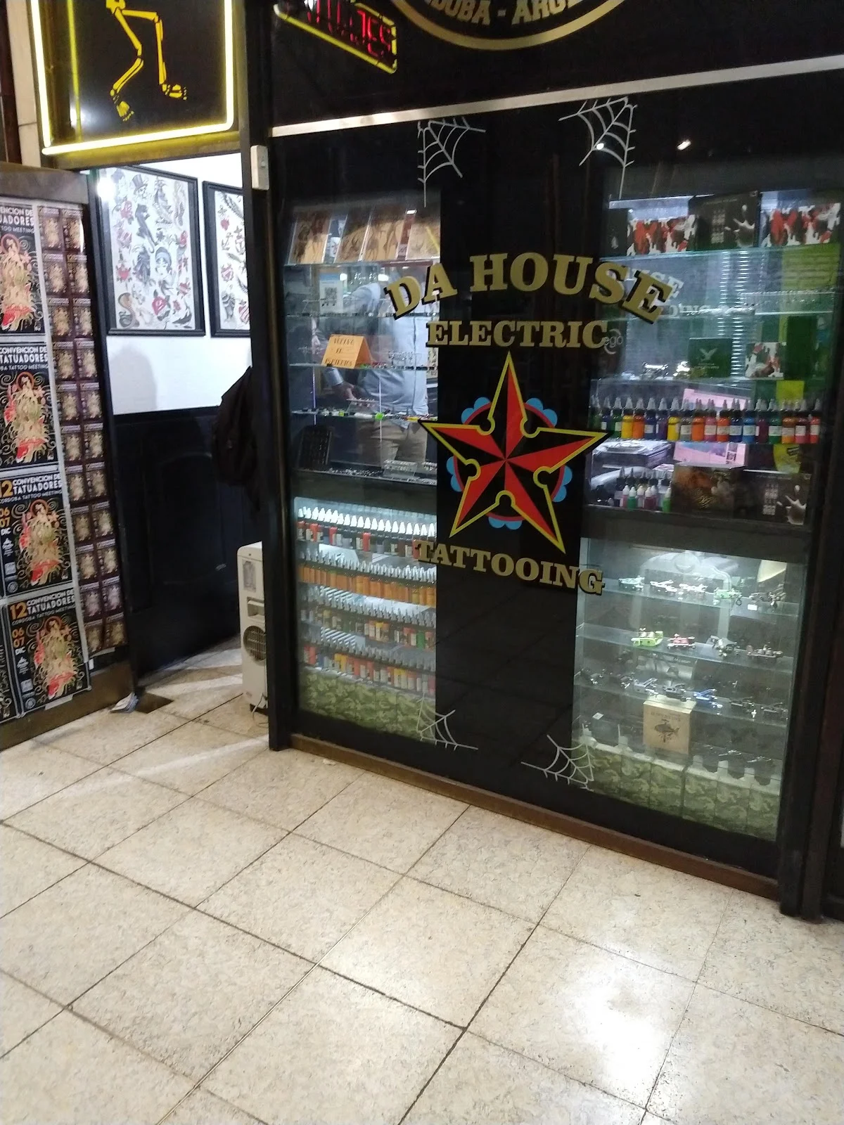 DA HOUSE ELECTRIC TATTOOING tattoo shop in Cordoba