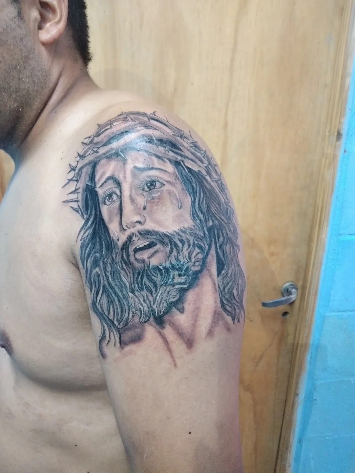 Hueso Tattoo & Piercing tattoo shop in Rosario