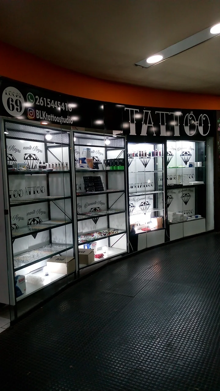 Diamante Negro Tattoo and Piercing tattoo shop in Mendoza