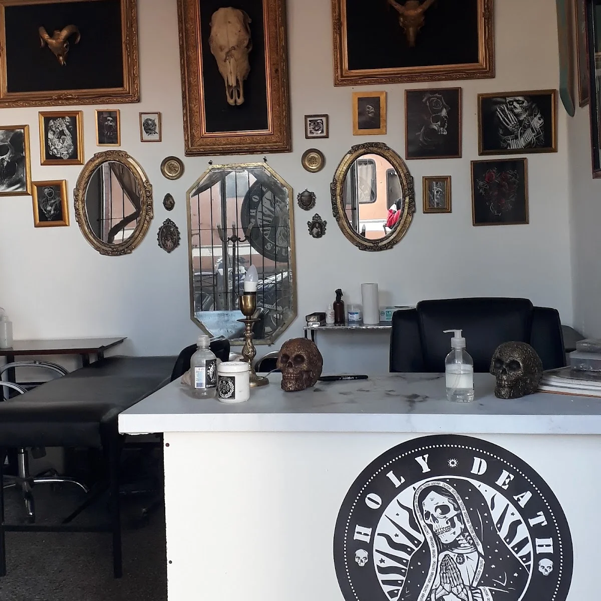 Holydeath_tattoo_studio tattoo shop in Mar del Plata