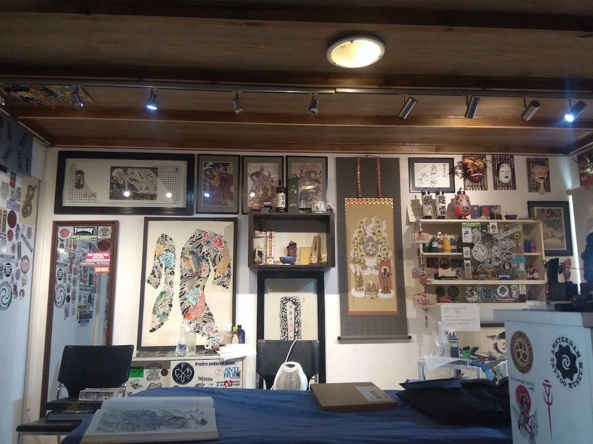 Roly Tattoo Studio photo
