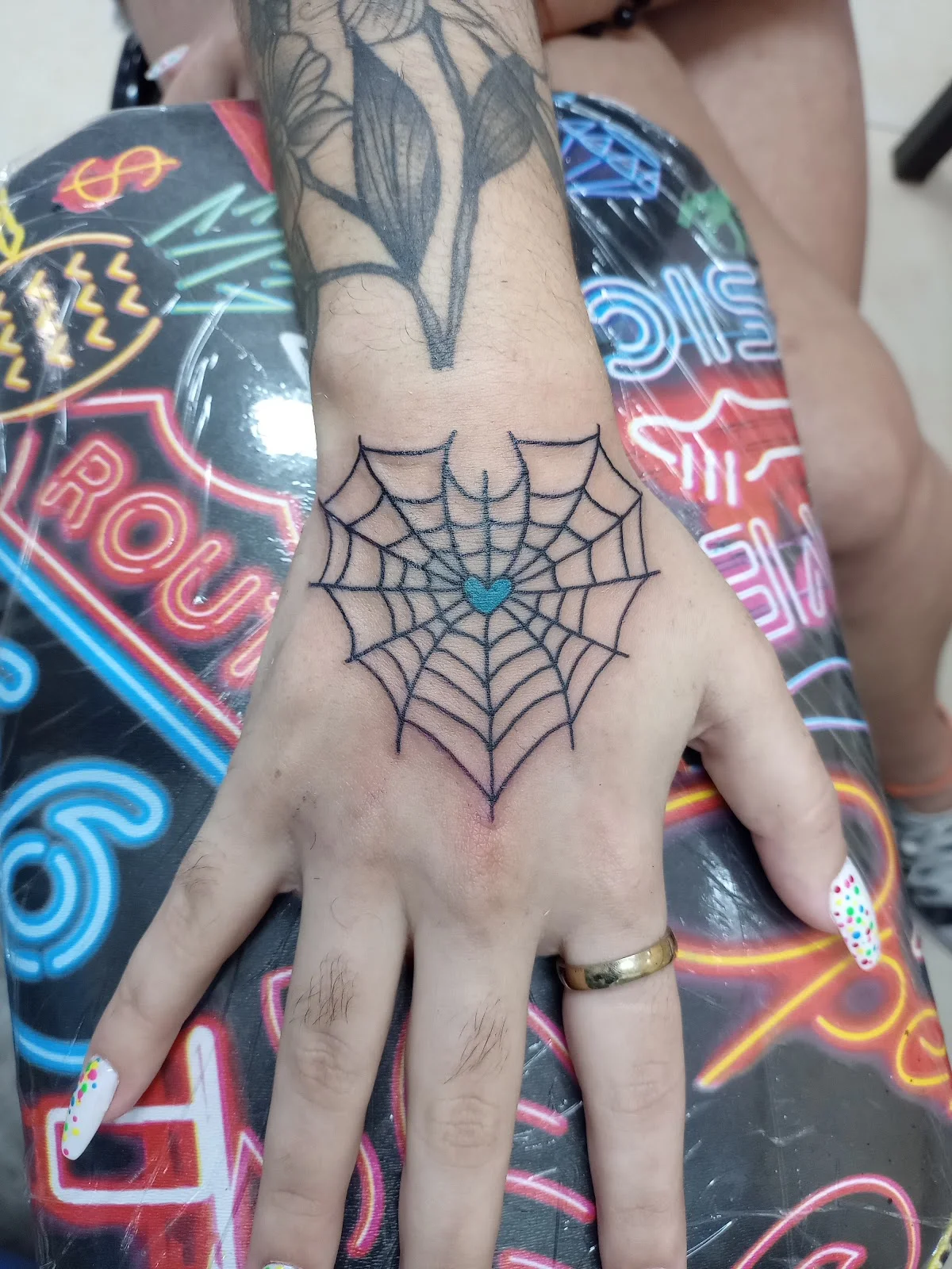 Porta tattoo studio photo