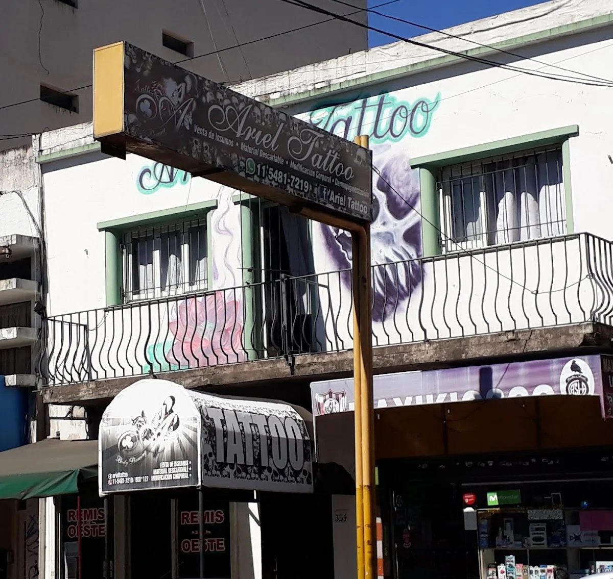 Ariel Tattoo tattoo shop in Moron