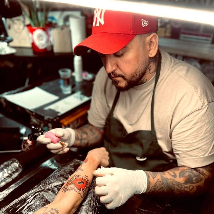 Sorry Mãe | Rafael Butkovski | Tattoo Old School | Estúdio de Tatuagem Tijuca tattoo shop in Rio de Janeiro, RJ