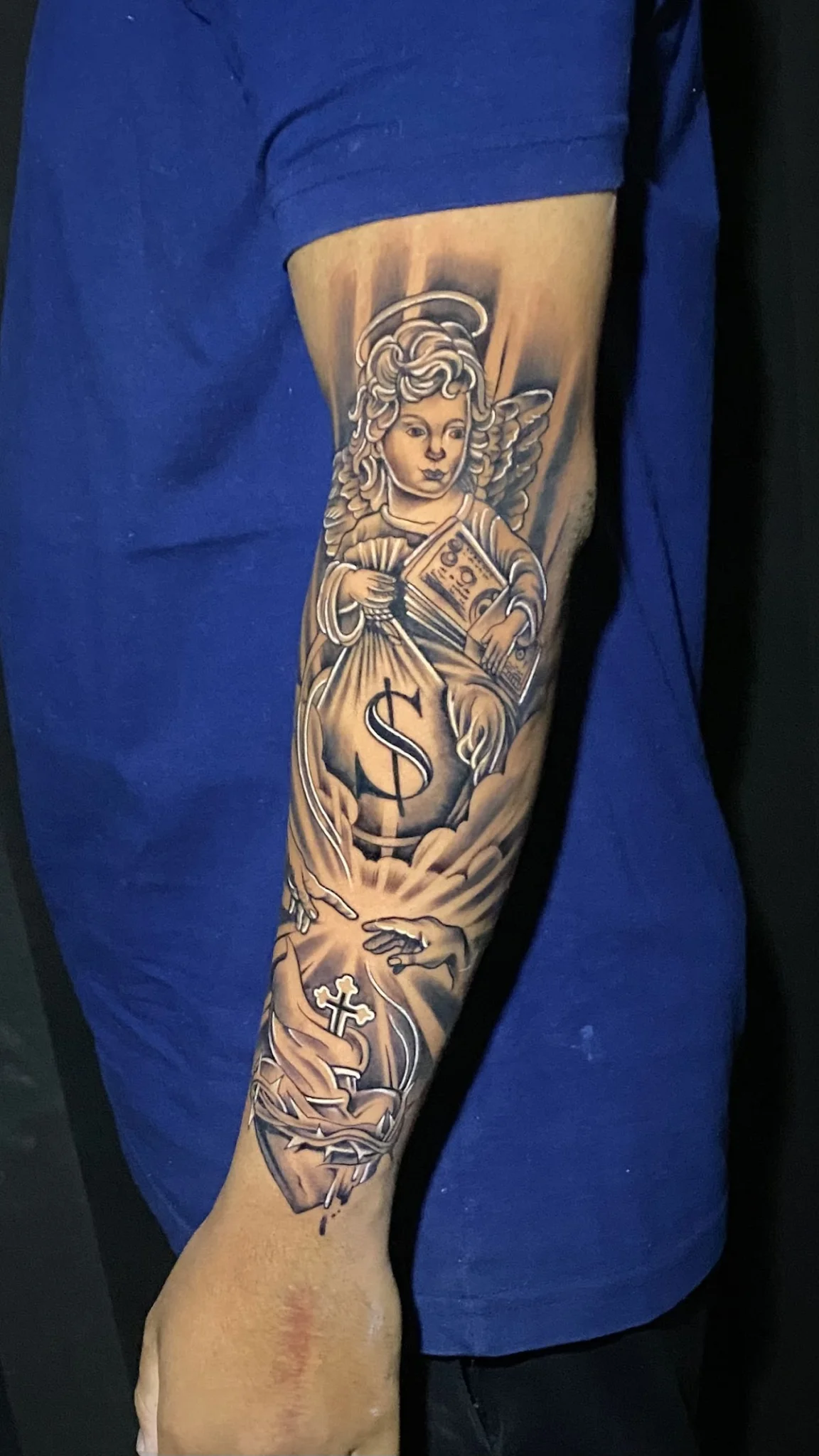 Artmanhatattoo tattoo shop in Guarulhos, SP