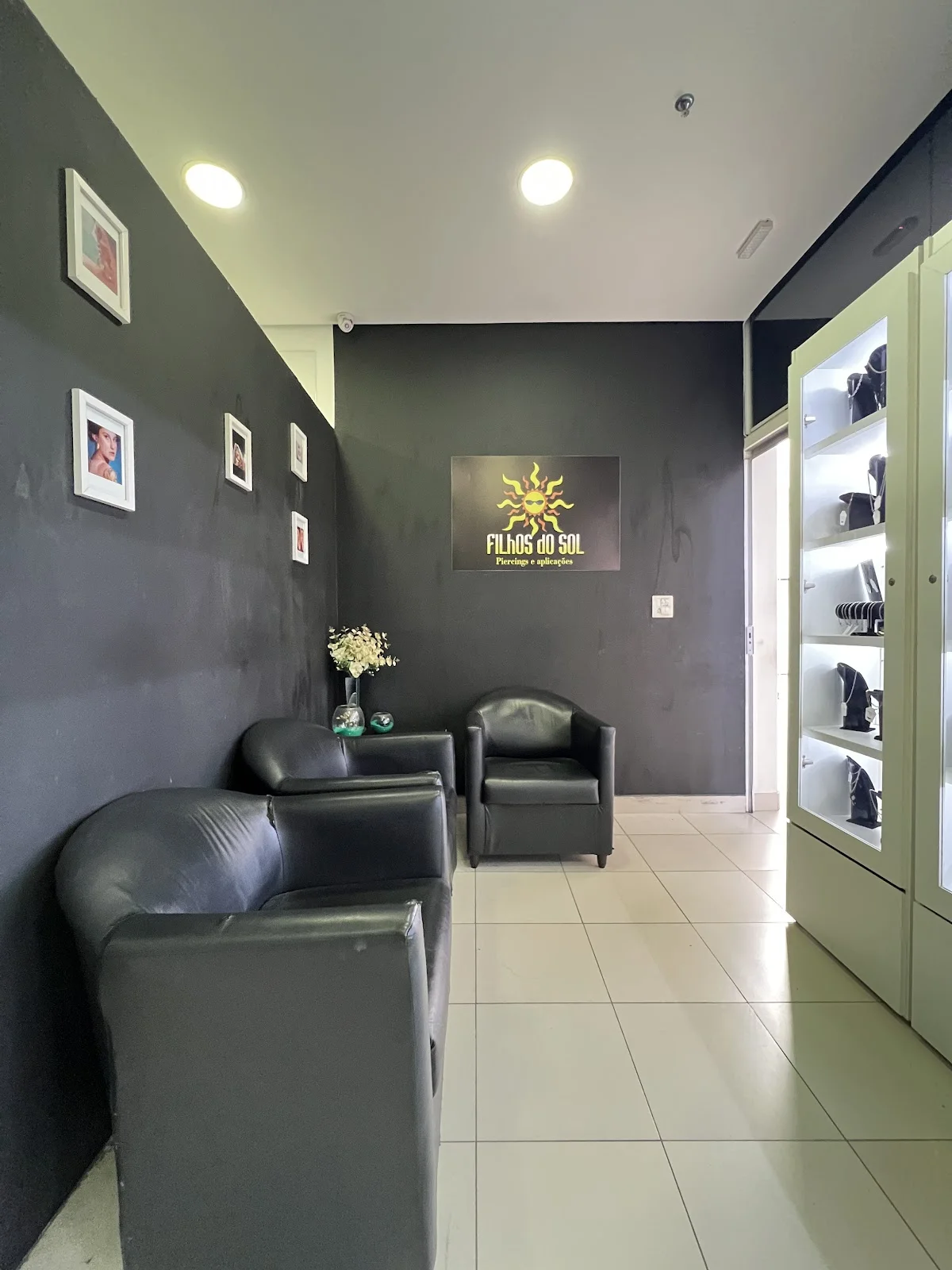 Children of the Sun Tattoo and Piercing tattoo shop in Osasco, SP