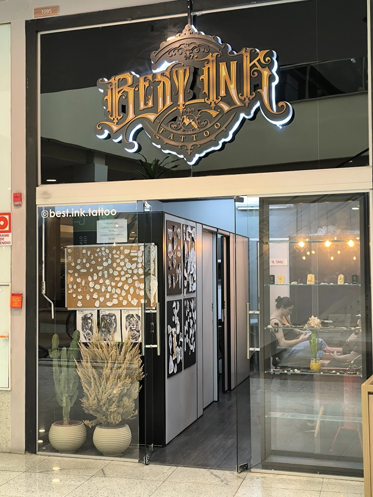 Best Ink Tattoo e Piercing tattoo shop in Contagem, MG