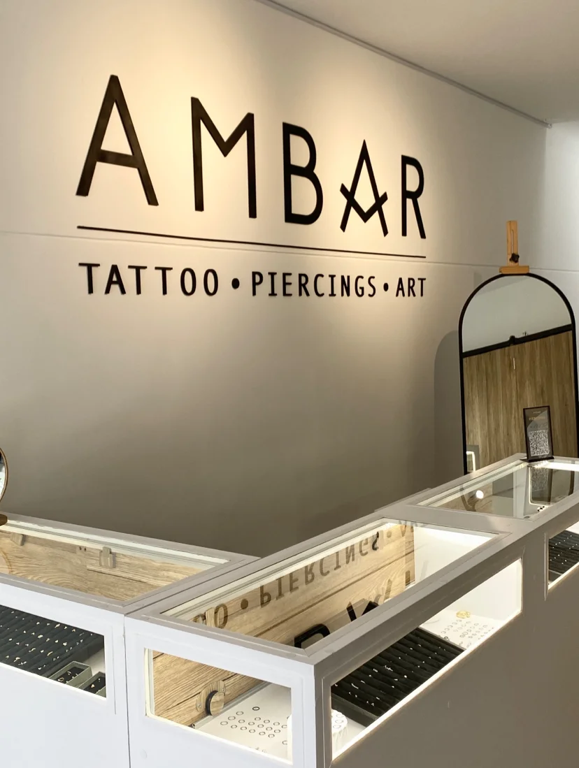 Ambar Tattoo Studio - Piercings tattoo shop in Medellín