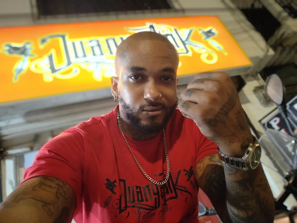 El Juanyaink Tattoo Studio tattoo shop in Cartagena