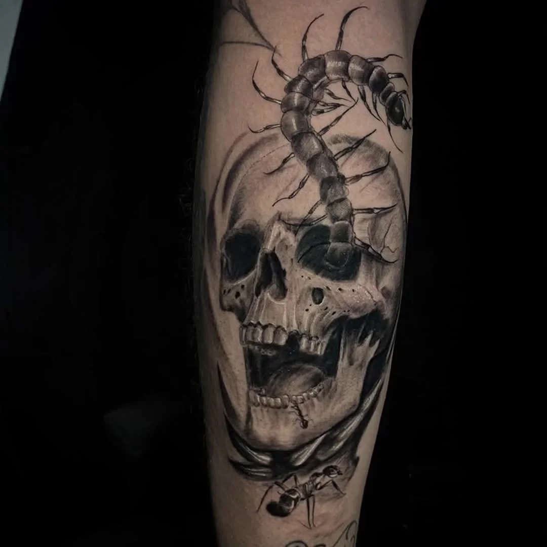 BLOOD MACHINE TATTOO & BODY PIERCING tattoo shop in Ibagué