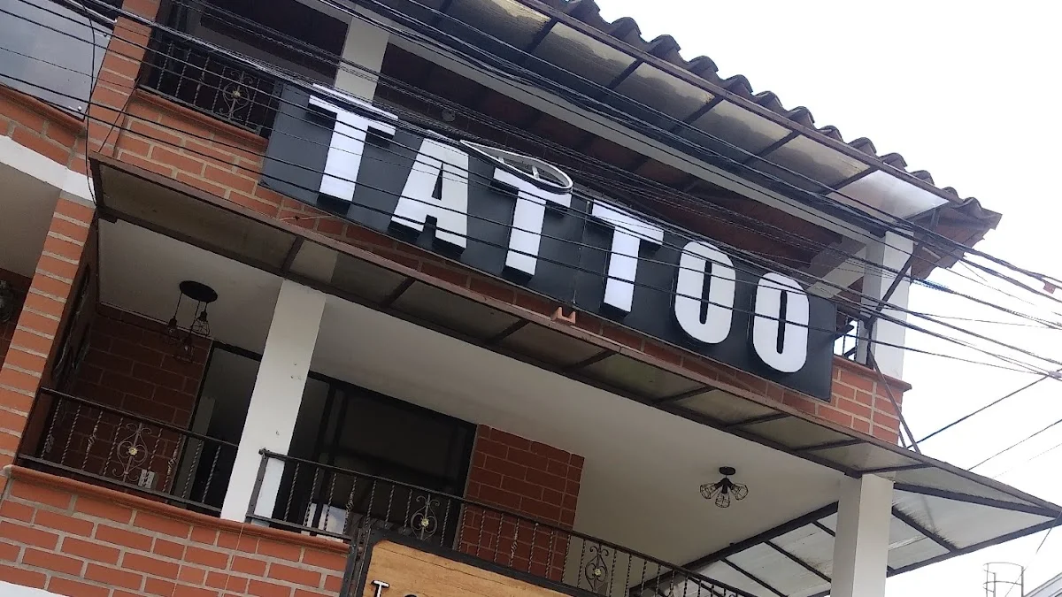 Mandril Tattoo Studio tattoo shop in Bello