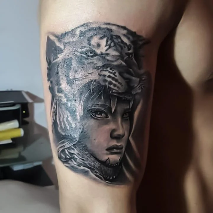 SANDRO TATTOO Y BODY PIERCING tattoo shop in Armenia