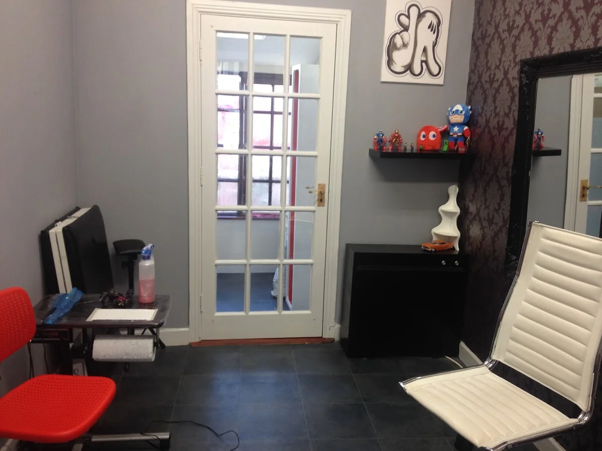 Rise Tattoo tattoo shop in Gaillimh