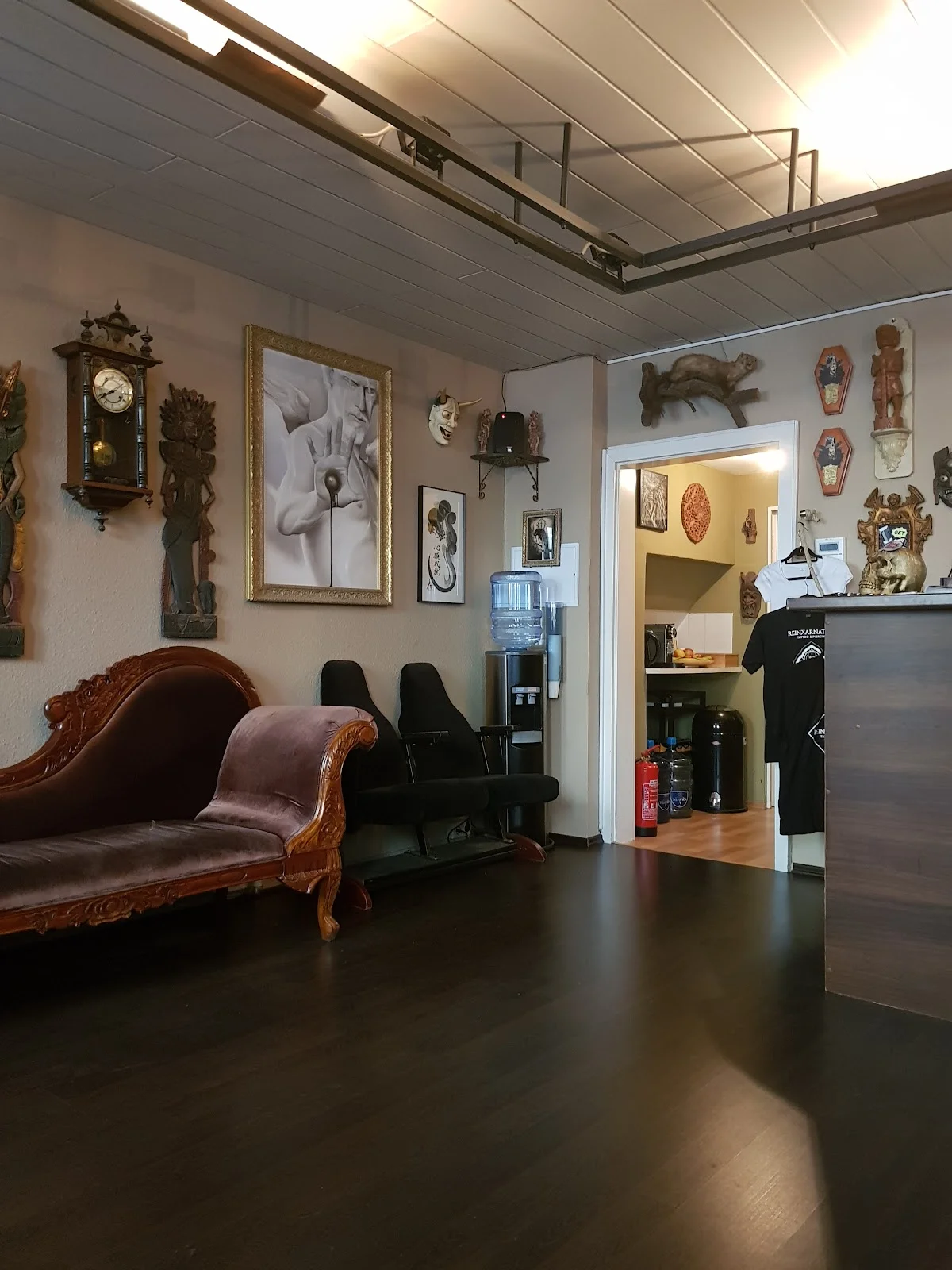 Reinkarnation Tattoo & Piercing tattoo shop in Koeln, NRW