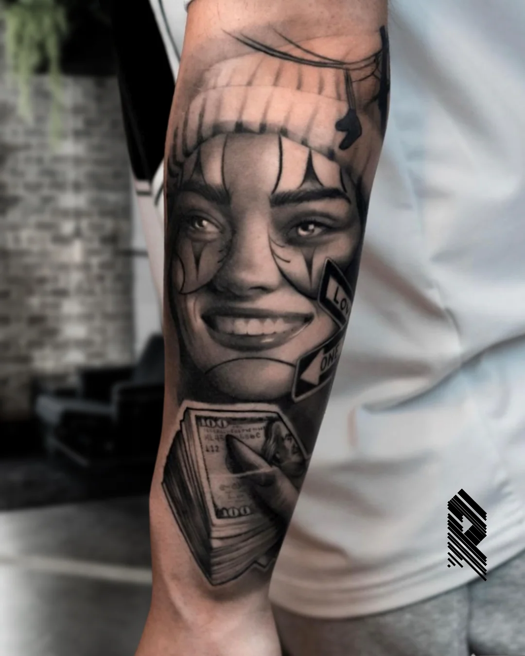R. / TATTOO STUDIO FRANKFURT tattoo shop in Frankfurt am Main, HE