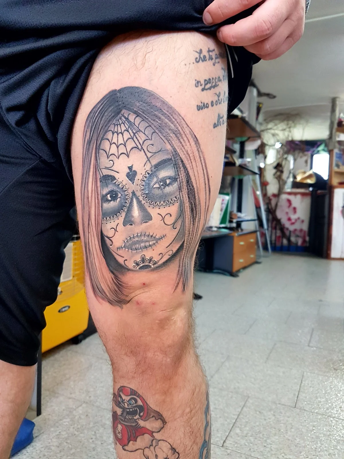Doggy Dog Tattoo - Düsseldorf tattoo shop in Duesseldorf, NRW