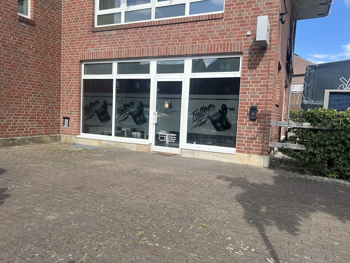 Black Lebed Tattoostudio tattoo shop in Muenster, NRW