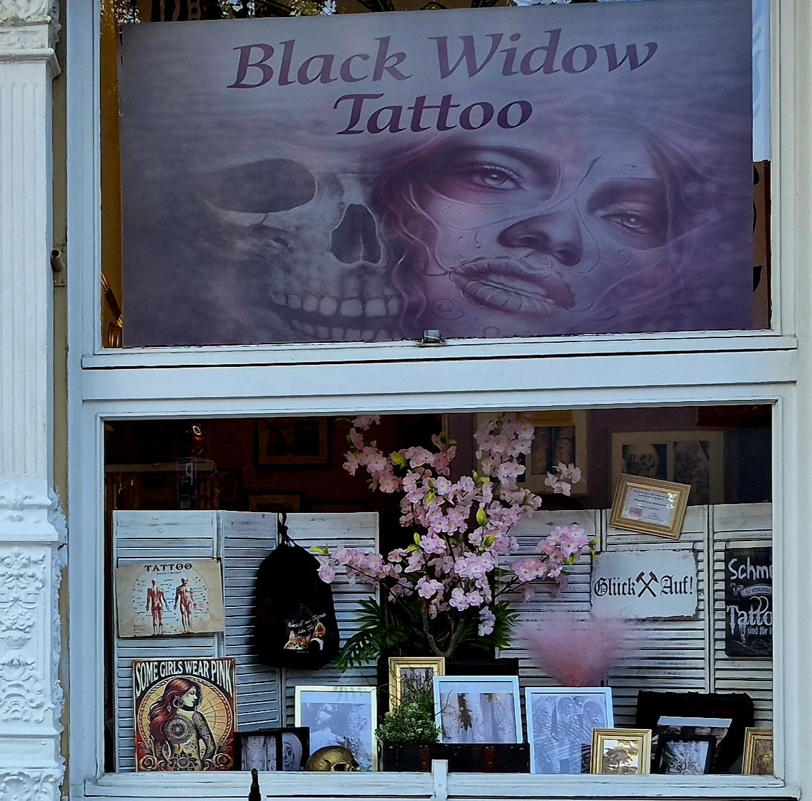 Körperkult & Black Widow Tattoo tattoo shop in Gelsenkirchen, NRW