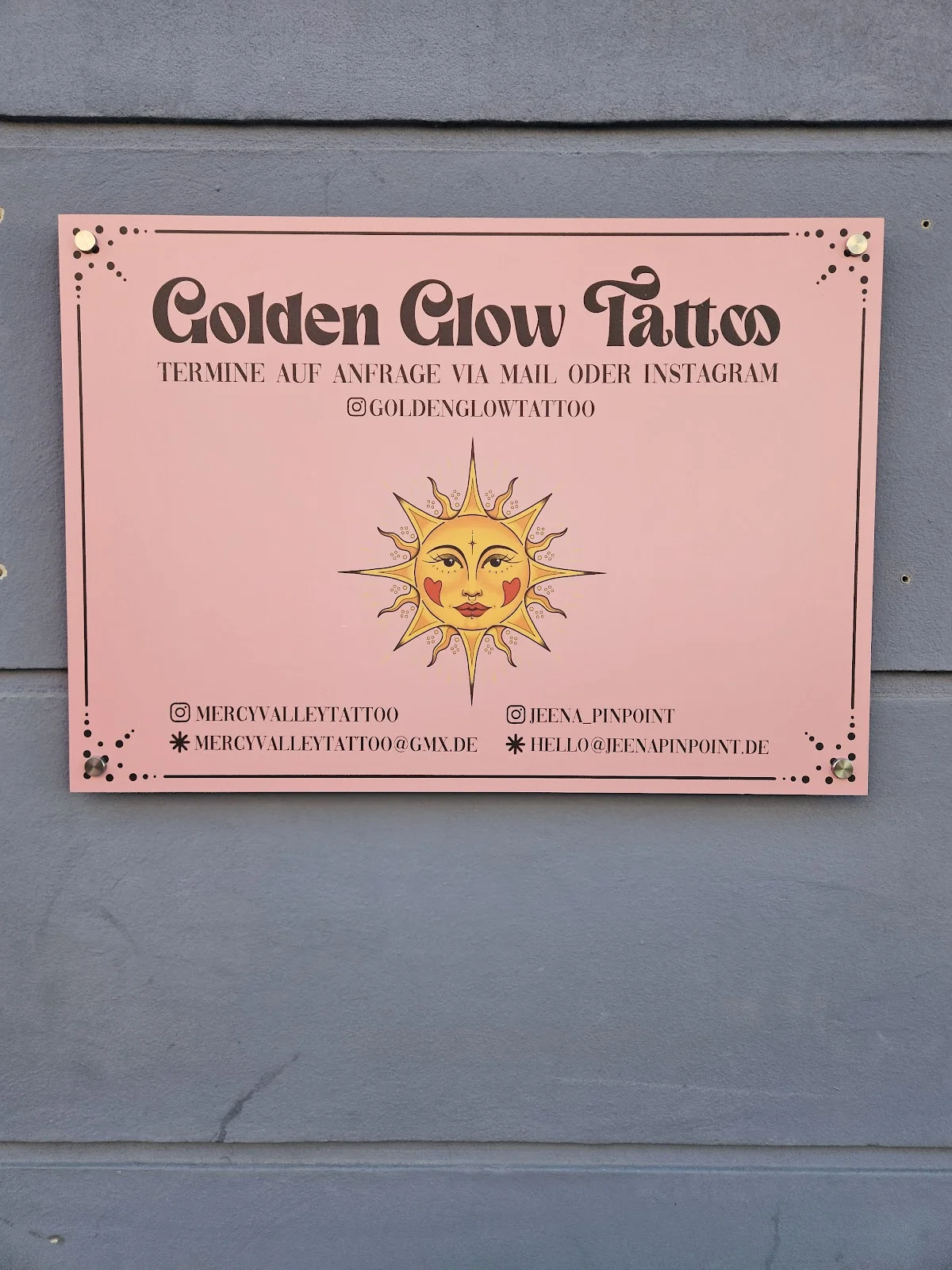 Golden Glow Tattoo tattoo shop in Aachen, NRW