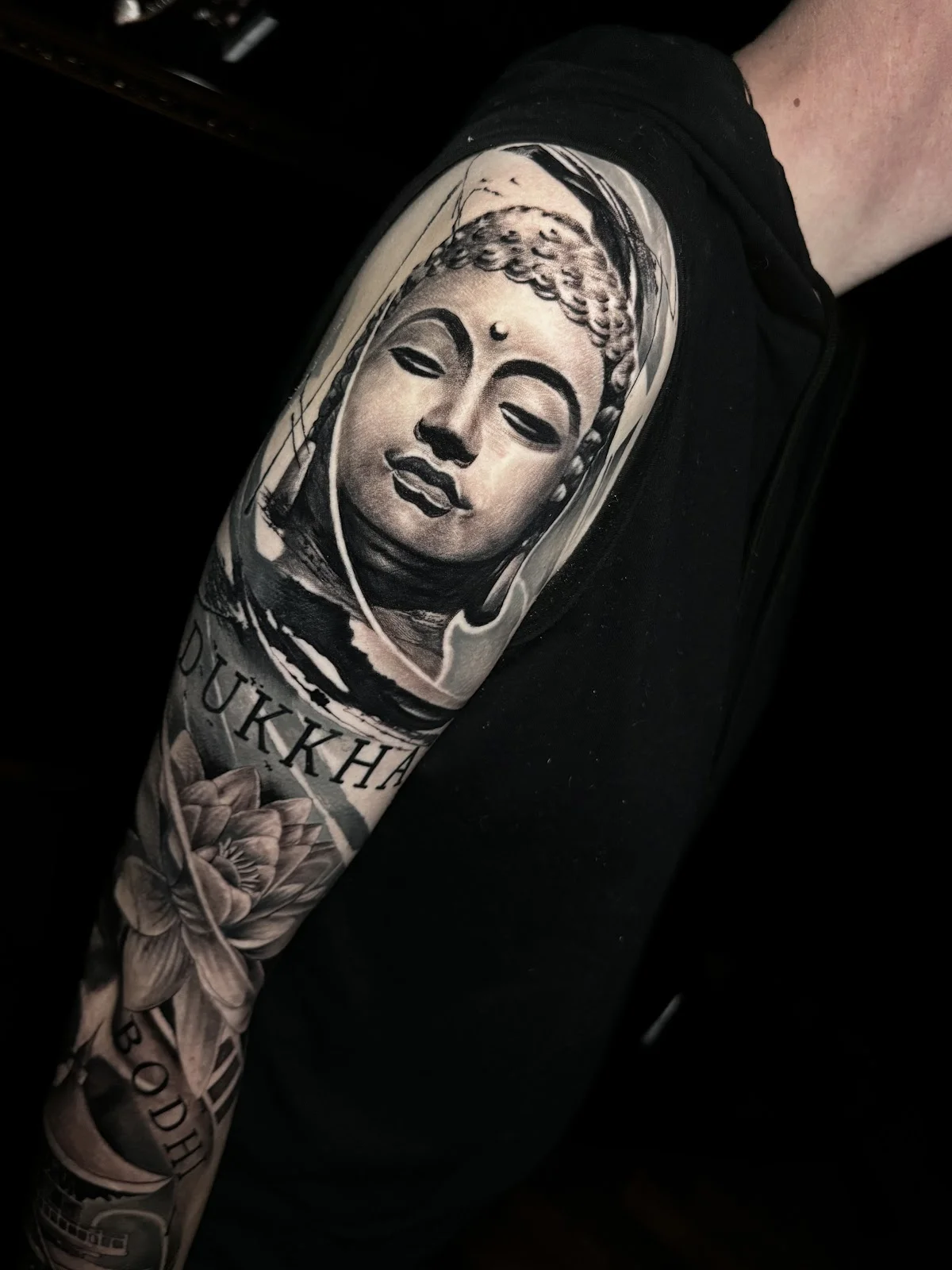 Drawn.ink by Panos Tattoo Studio tattoo shop in Munich, BY