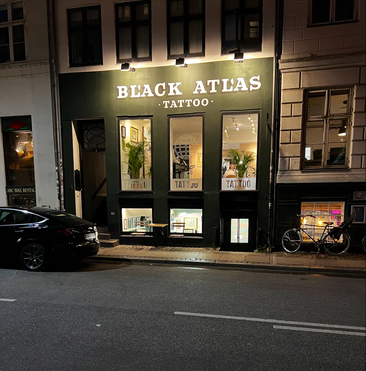BLACK ATLAS -Tattoo - Piercing - Removal - Pmu tattoo shop in Copenhagen