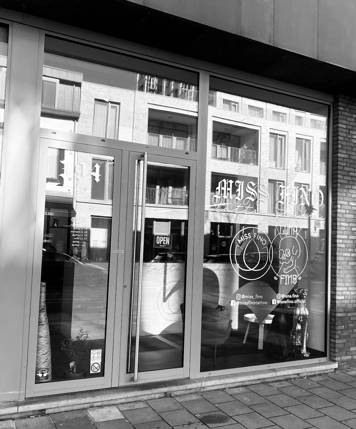 miss fino tattoo studio tattoo shop in Antwerpen