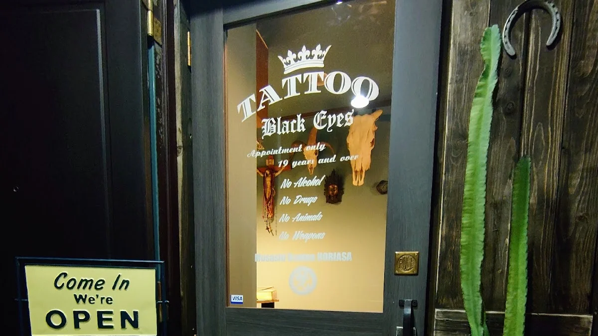 Black Eyes Tattoo 1st tattoo shop in Kawasaki