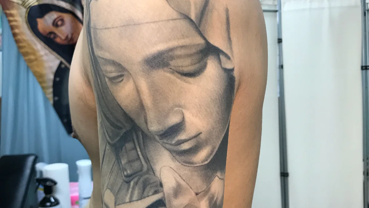 REBIRTH DESIGN TATTOO リバースデザインタトゥー熊本 tattoo shop in Kumamoto