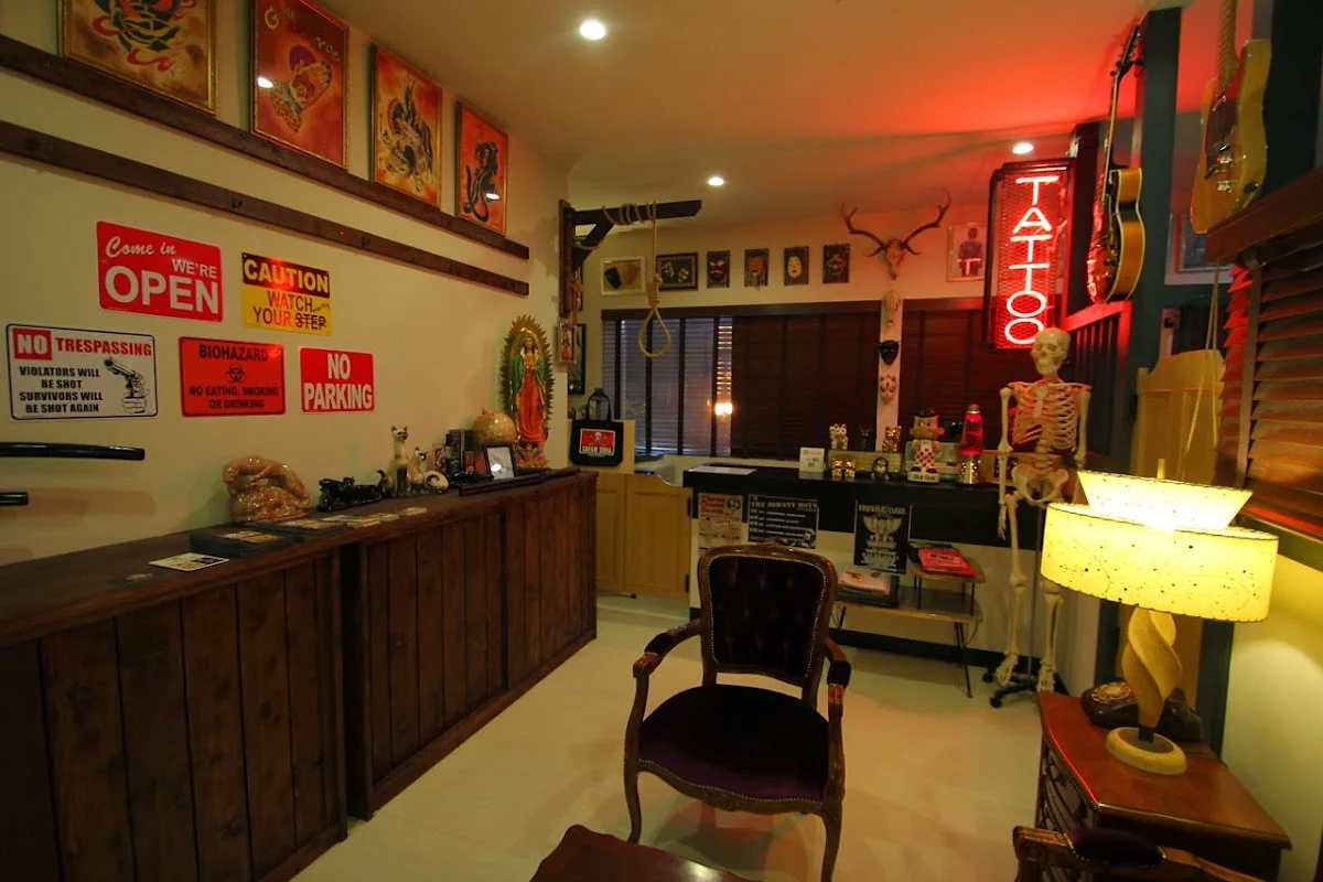 CRAZY WATER TATTOO tattoo shop in Asahikawa