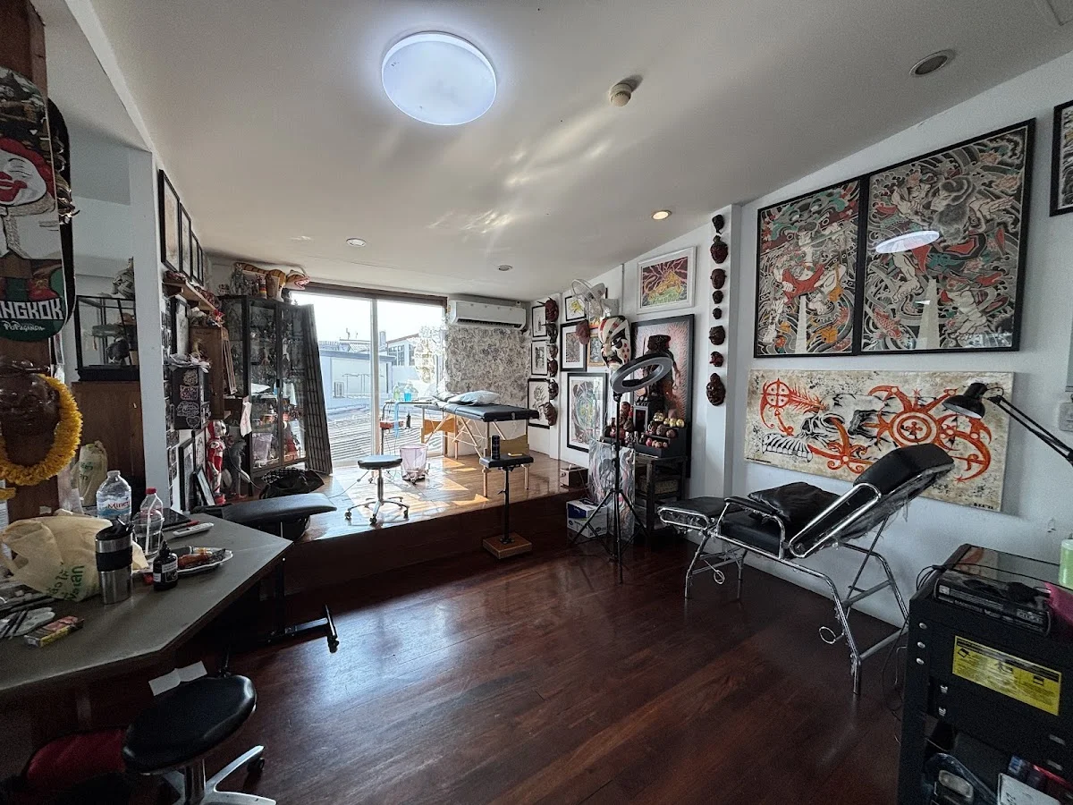 Black Pig Tattoo tattoo shop in Bangkok