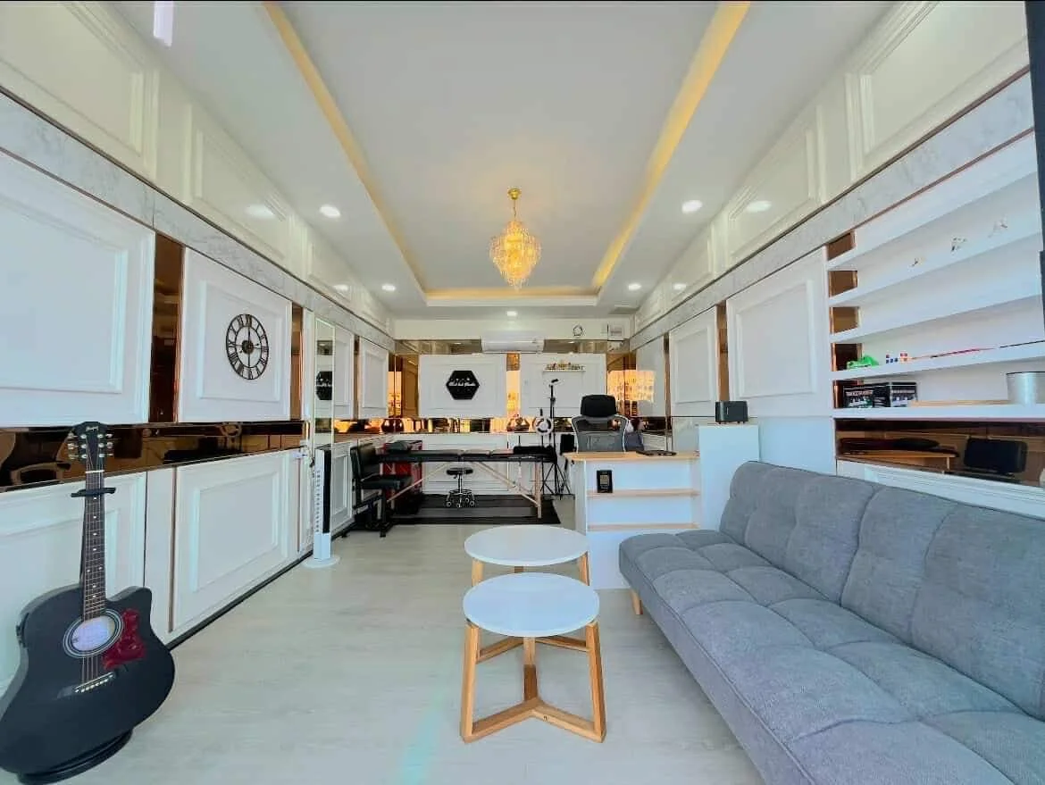 RED INK TATTOO ร้านสักลาย ตลาดชาวสยาม tattoo shop in Mueang Nonthaburi