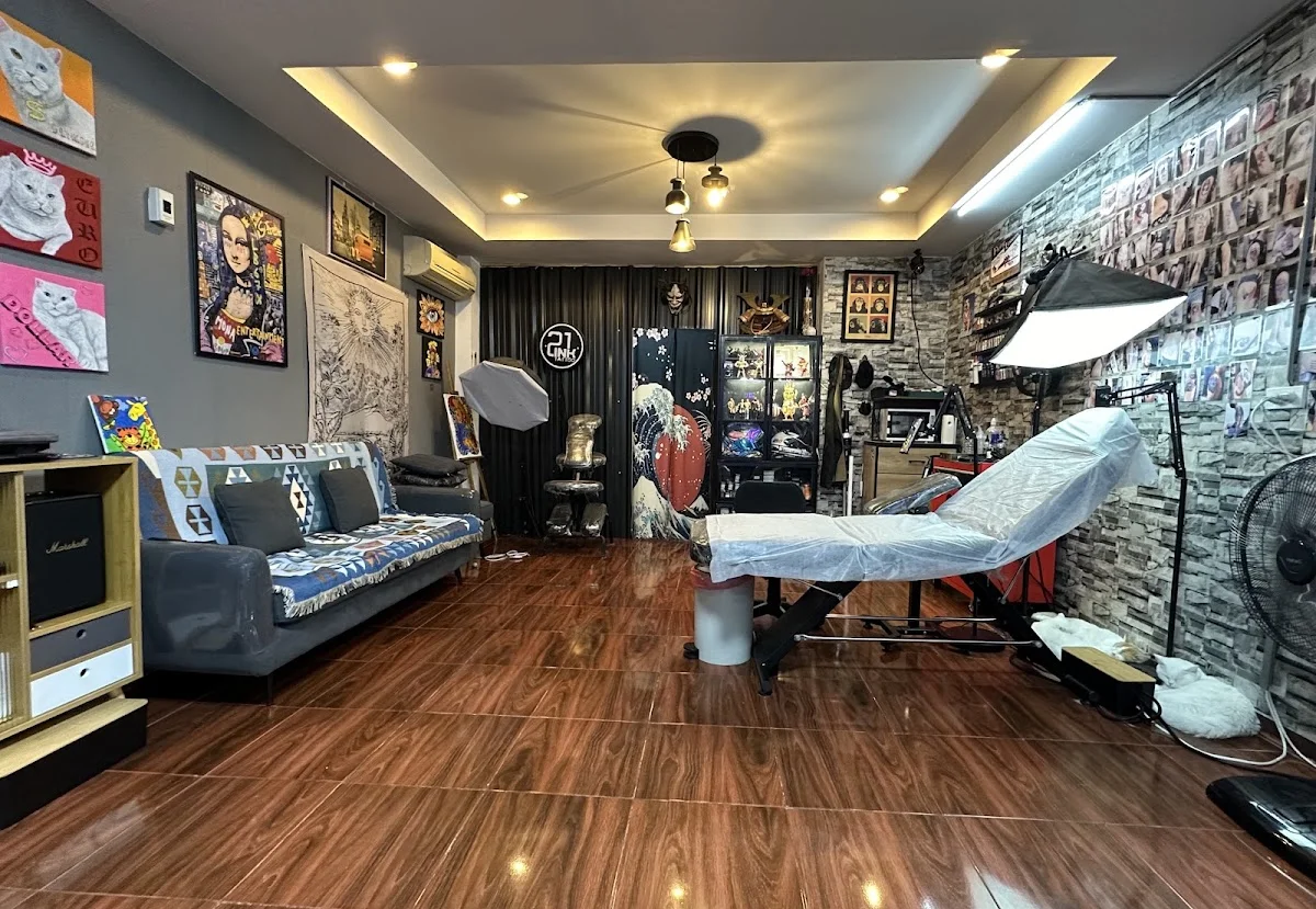 21 INK TATTOO tattoo shop in Chon Buri