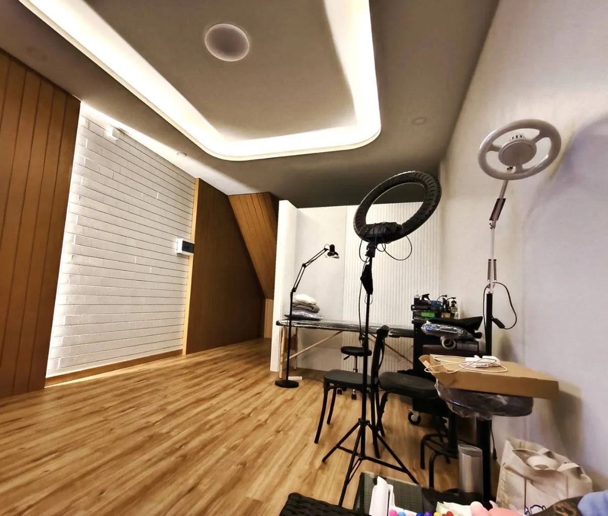 Fernly Tattoo Hatyai tattoo shop in Hat Yai